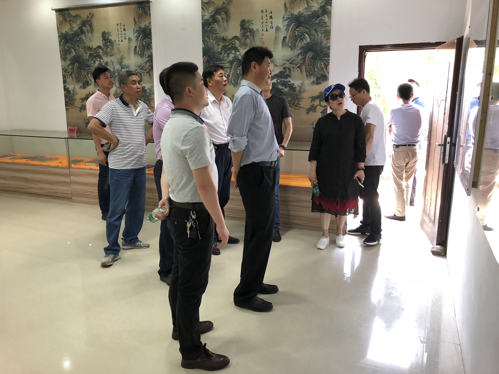 03BD0954876017BEAD8BB6F3F4F20706.png 03BD0954876017BEAD8BB6F3F4F20706.png